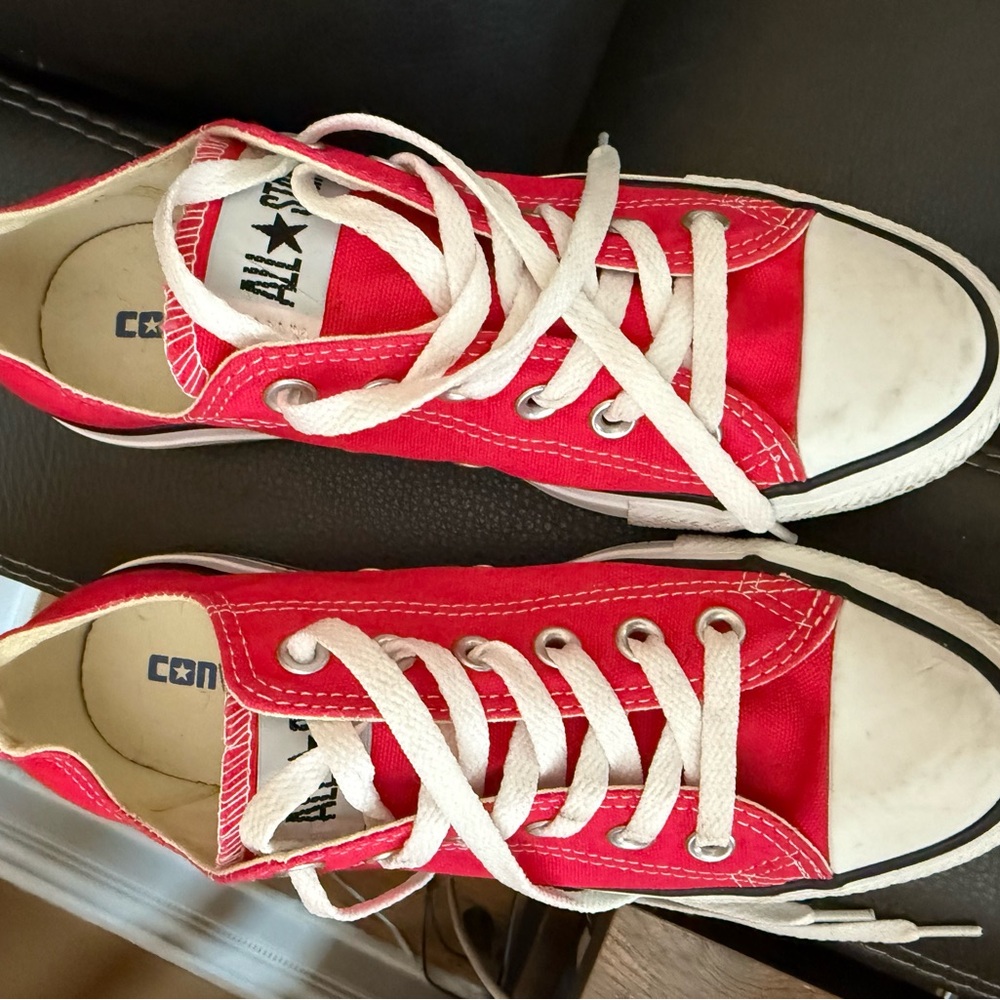 Converse Women's Classic Cerise Pink Canvas Sneakers